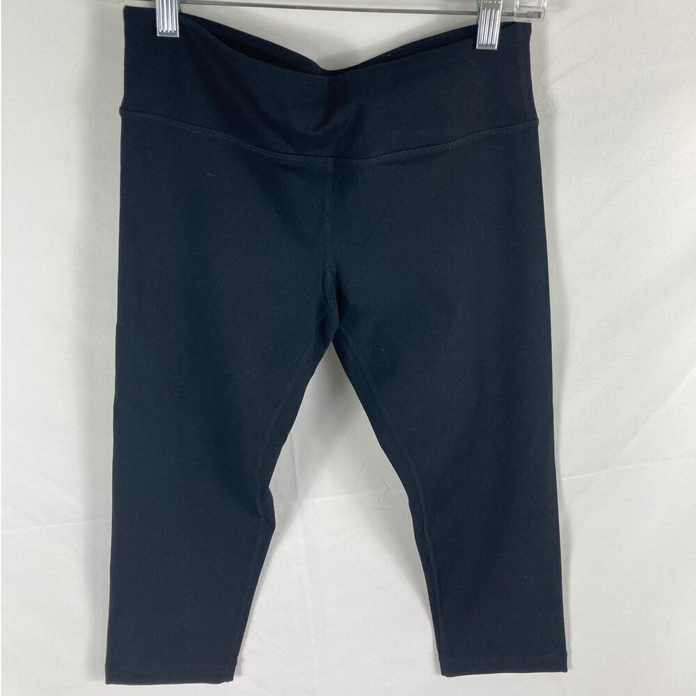 Lululemon Black Cropped Leggings Size 8